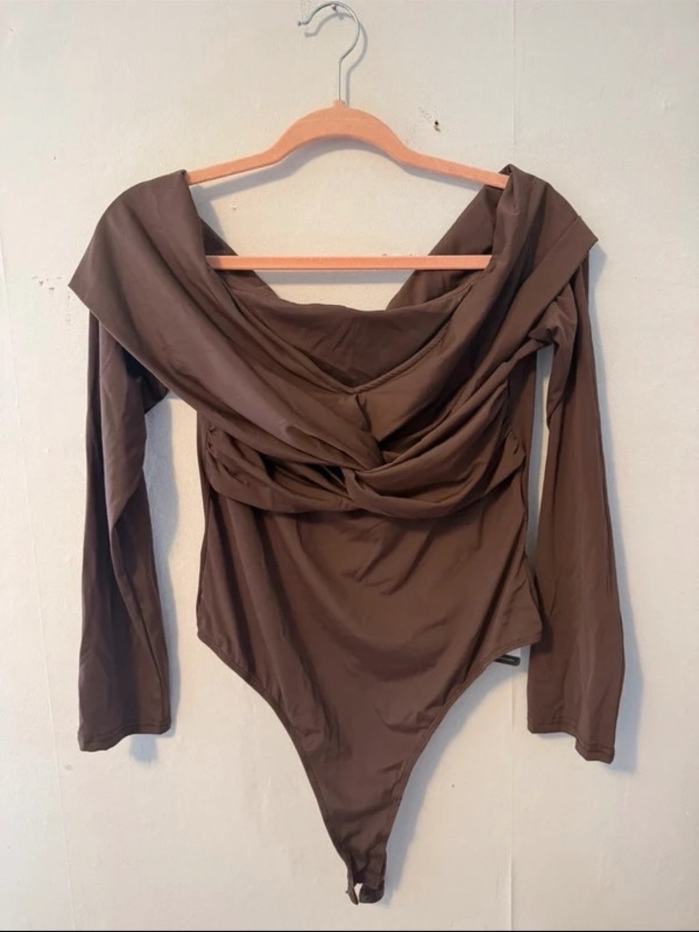 Off-the-Shoulder Long Sleeve Bodysuit in Brown